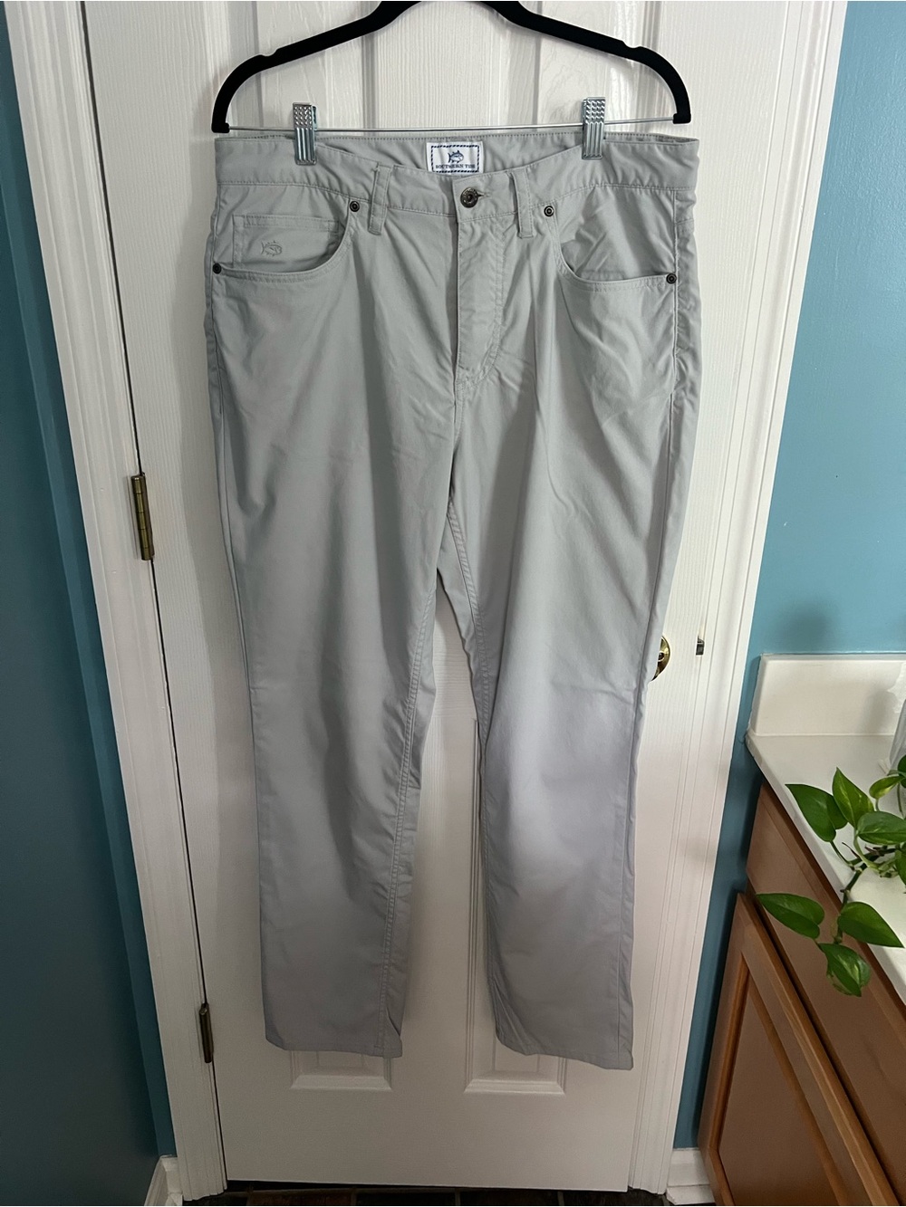 Souther Tide Men's Light Gray 5 Pocket Chino Pants - Classic Straight Fit